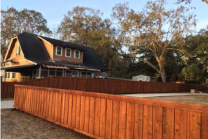Merits of Hiring Fence Contractor