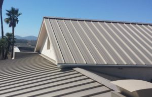 How is metal roofing beneficial for Canadian climate